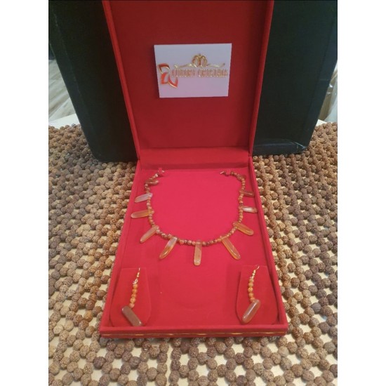 Carlenian CRYSTAL Necklace with Earrings