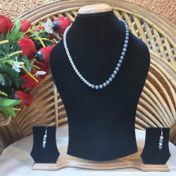 White Pearl with Black Pearl Necklace with Earrings